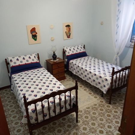 Casa Blu Oltremare Villa SantʼAntìoco Kültér fotó
