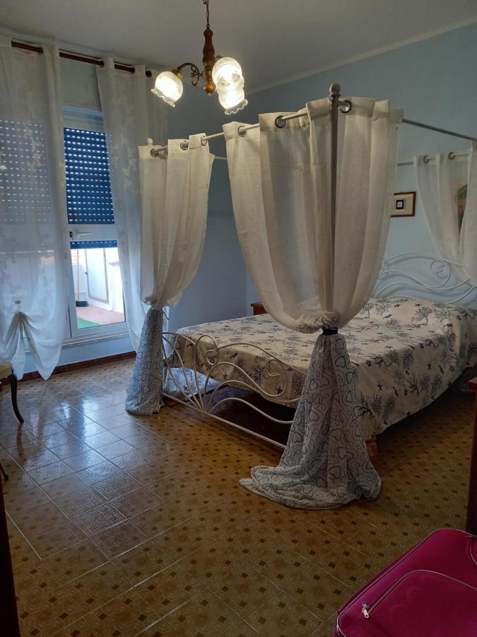 Casa Blu Oltremare Villa SantʼAntìoco Kültér fotó