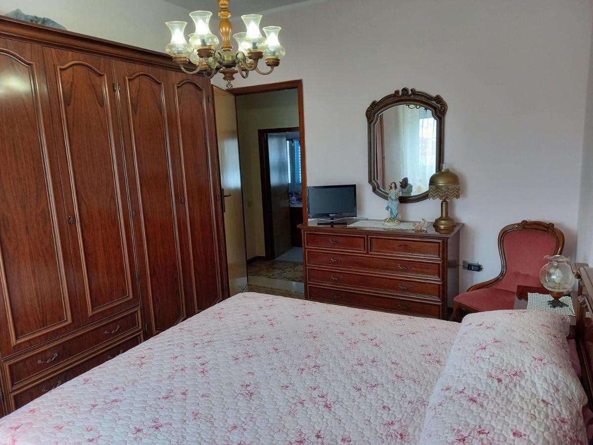 Casa Blu Oltremare Villa SantʼAntìoco Kültér fotó